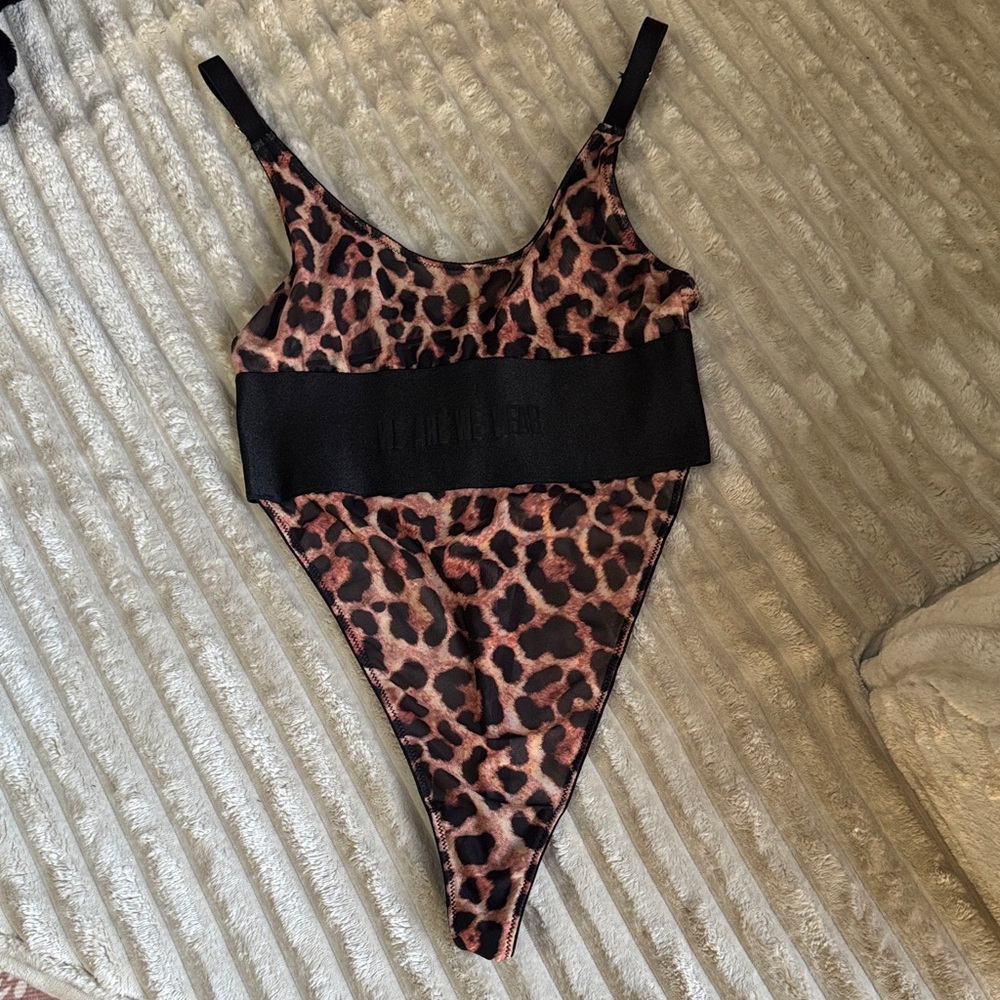 Leopard Print Women's bodysuit